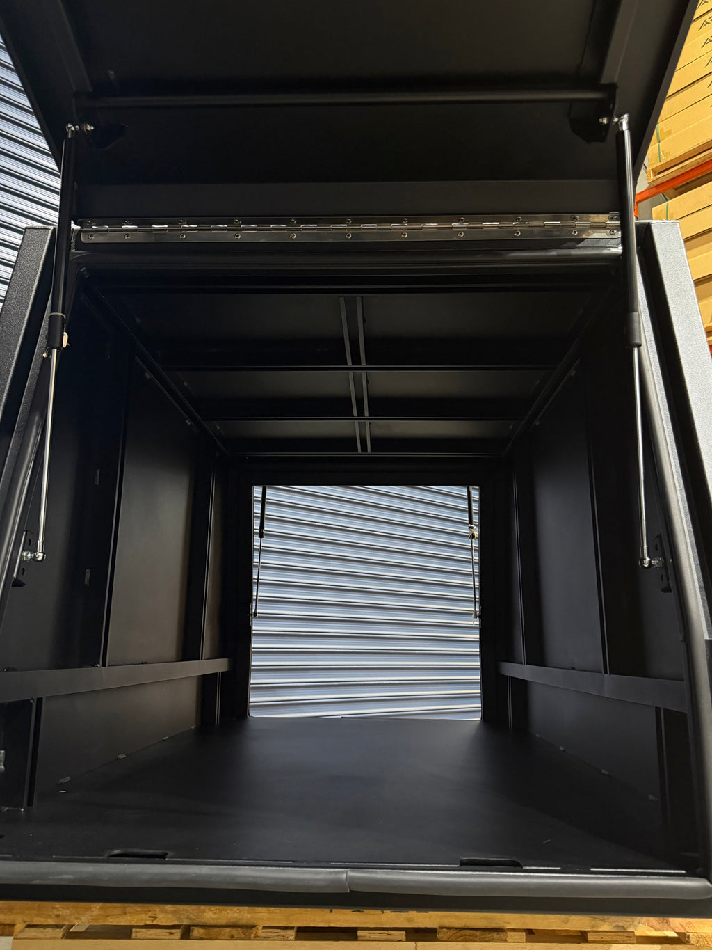 LC79 1000l Canopy