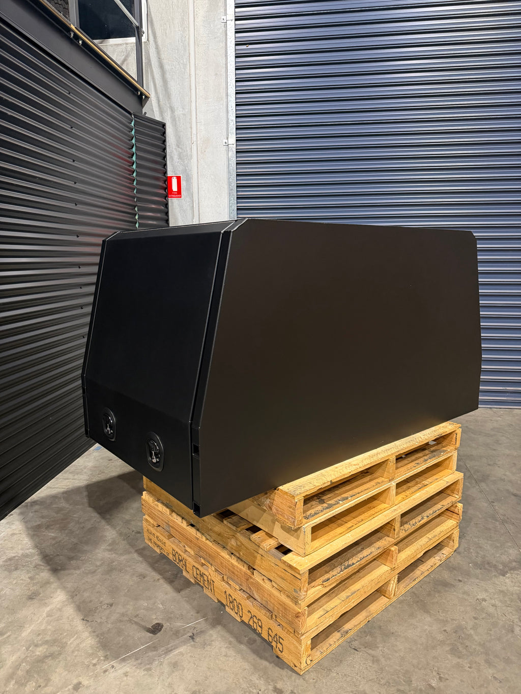 LC79 1000l Canopy