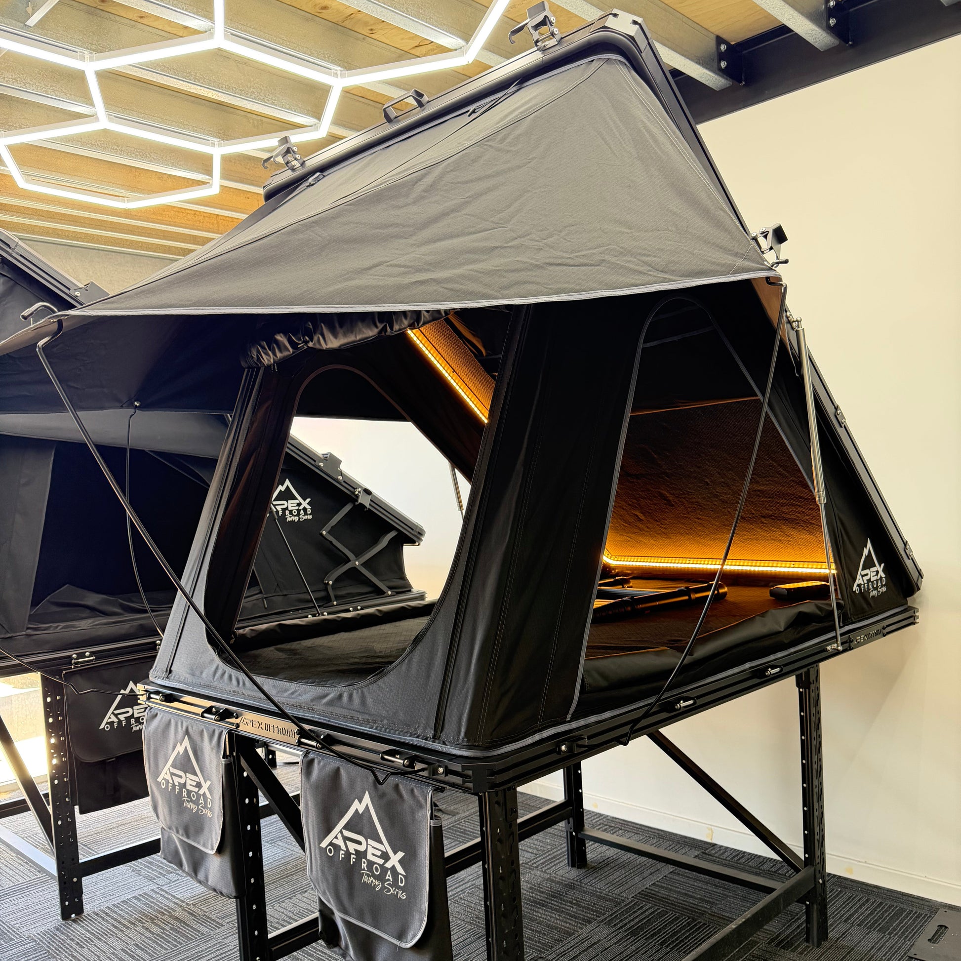APEX 1.3 ROOFTOP TENT